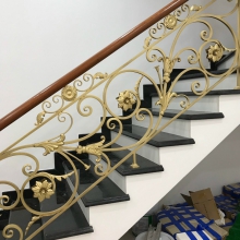 Cầu thang sắt mỹ thuật mẫu